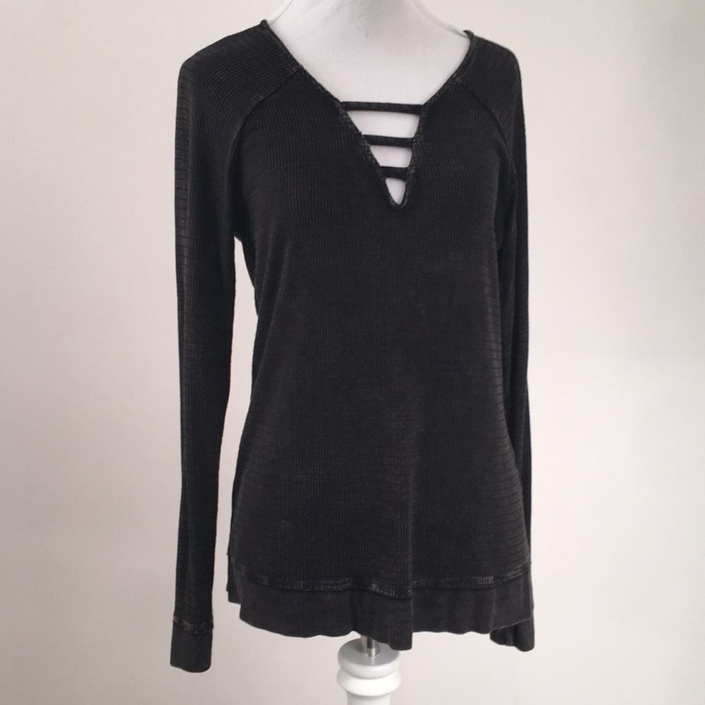✅ SOLD Stretchy Sexy Long Sleeve Top M